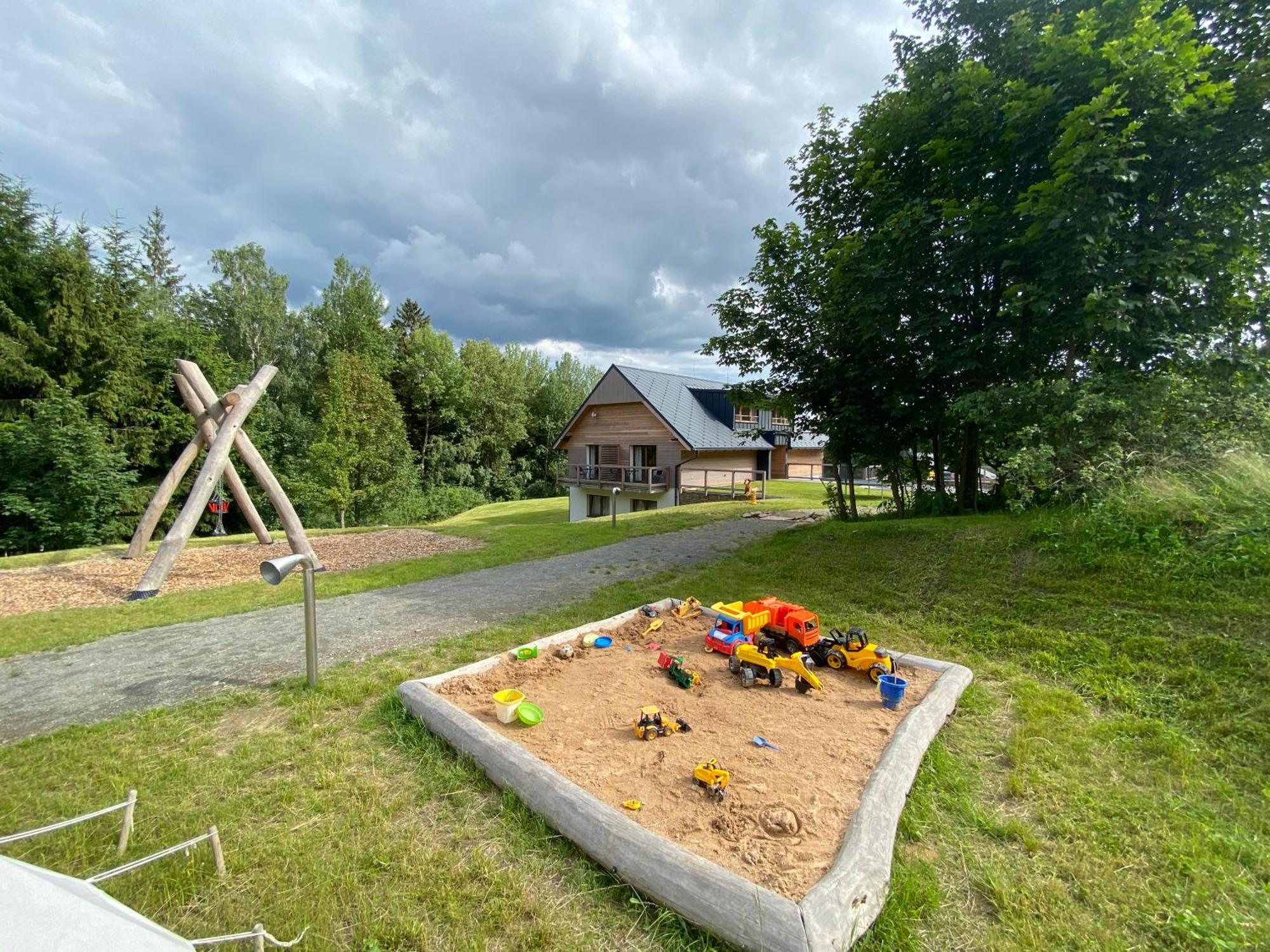 Apartmany Chata Vecernice Dolní Morava エクステリア 写真